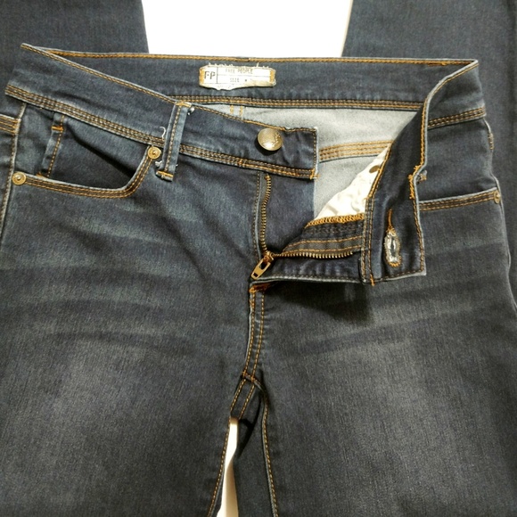 Free People Stretch Skinny Jeans - Picture 5 of 8